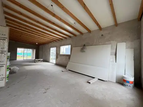 Leandro Niceforo Alem 3300