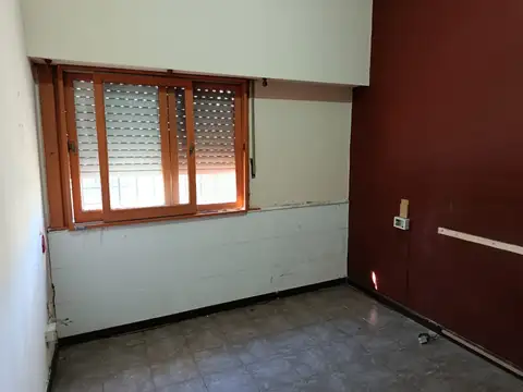 Local en Venta en Castelar Sur, USD 160.000