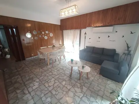 Casa en Venta en Lanus Este, USD 11.111
