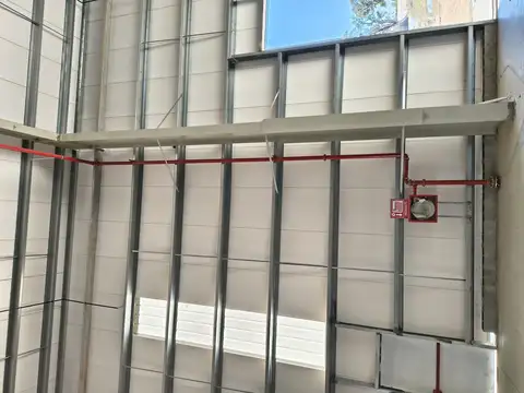 Galpón en Autopista Rosario Cordoba y Wilde