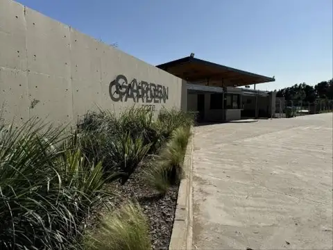 Terreno en venta barrio Garden  City Bell