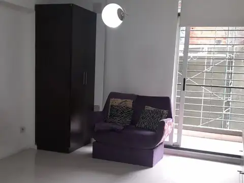 Departamento en Alquiler en Abasto, $ 550.000