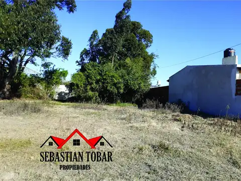 VENDO TERRENO EN EXCELENTE UBICACIÓN EN ESQUINA CORRIENTES 