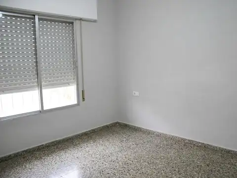 Casa en Venta en Alvarez de 2 Dormitorios