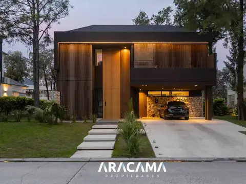 Casa en Venta en Saint Thomas Este Oeste - Canning