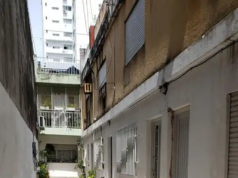 Depto Tipo Casa 4 ambientes con 2 baños