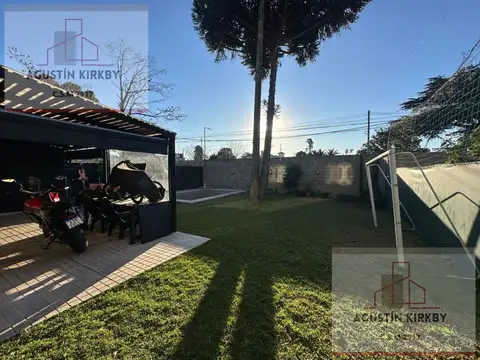 Casa 5 ambientes con 2 baños