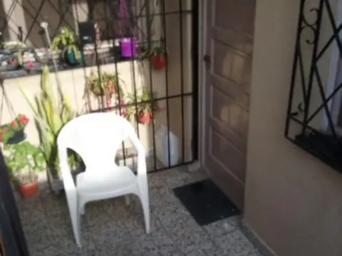 Departamento Tipo Casa En Venta En Quilmes Oeste Centro