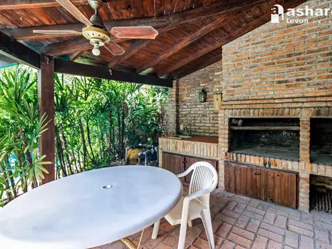 IMPORTANTE PROPIEDAD SOBRE LOTE PROPIO EN LA LUCILA