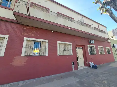 DEPTO DE 3 AMB SOBRE AV. MITRE BAJAS EXPENSAS