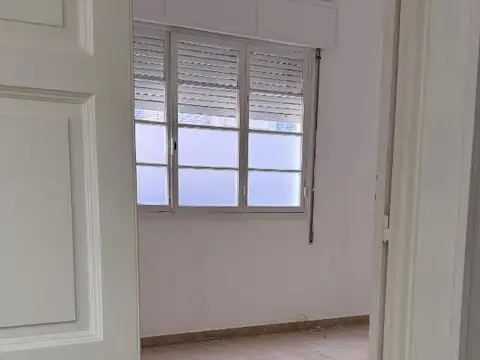 ALQUILER - Planta baja a metros de Tribunales