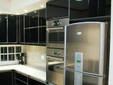 Casa en venta - 6 Dormitorios 4 Baños - 400Mts2 - Villa José León Suárez, General San Martín