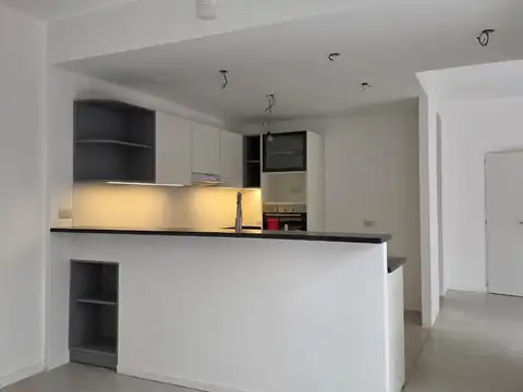 Depto Tipo Casa en Venta al Este