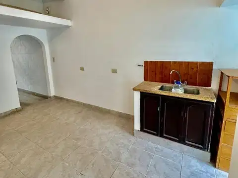 CASA EN VENTA CALLE MITRE DE 3 DORMITORIOS