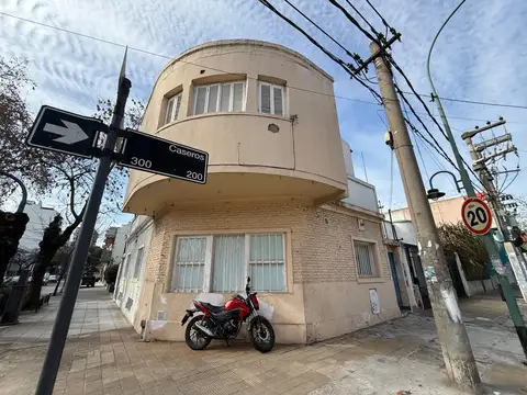 MONOAMBIENTE EN ALQUILER REFACCIONADO