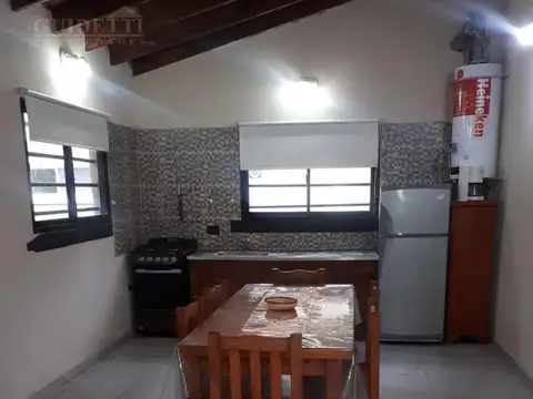 Casa 3 ambientes con 1 baño