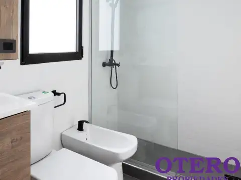 Casa 4 ambientes con 4 baños