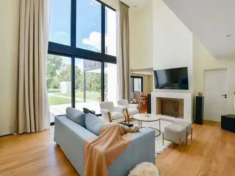 Casa en Venta de 5 dormitorios