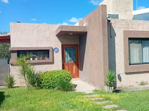 Casa en Villa Catalina