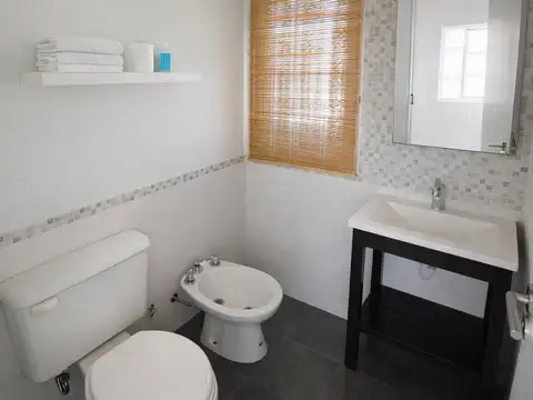 Moderna Con Pileta, Jacuzzi Y Quincho -pta. Chacra