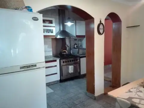 Casa 7 ambientes con 3 baños