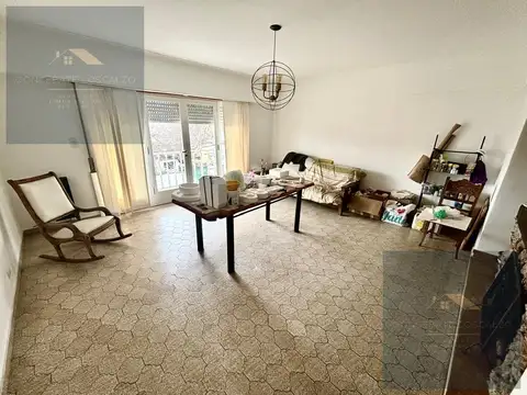 Depto Tipo Casa en Venta con 1 cocheras