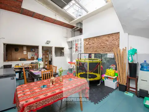 Alvarado 2500, Piso PB