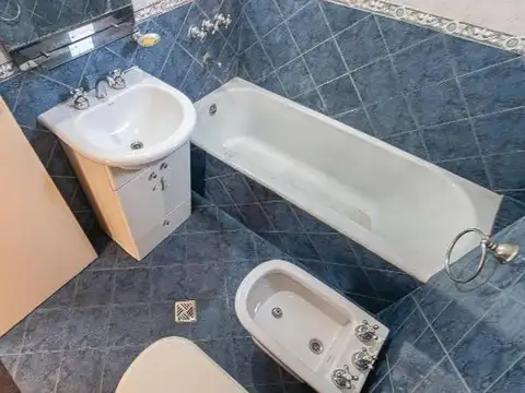 PH en venta - 2 Dormitorios 1 Baño - Caballito