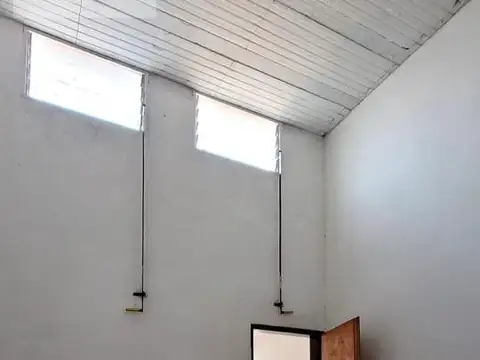 Depto Tipo Casa en Alquiler en Berazategui, $ 550.000