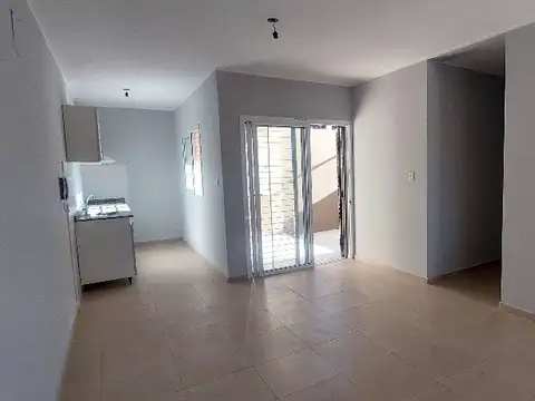 Departamento en Alquiler en Rivadavia, $ 580.000