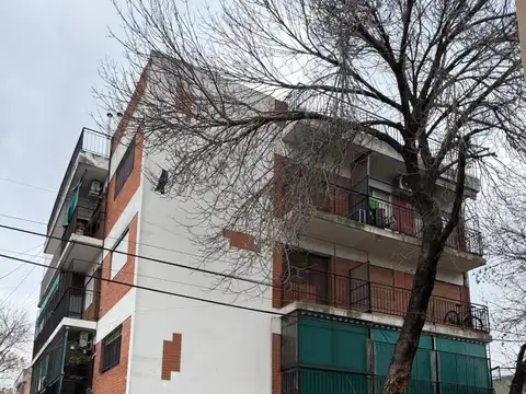 DEPARTAMENTO 3 AMBIENTES EN ALQUILER - PLANTA BAJA AL FRENTE - VILLA DEVOTO