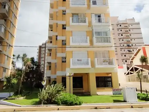 Av 1 400, Piso 11
