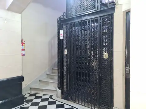 VENTA, DEPTO 3 AMBIENTES A RECICLAR, MONSERRAT