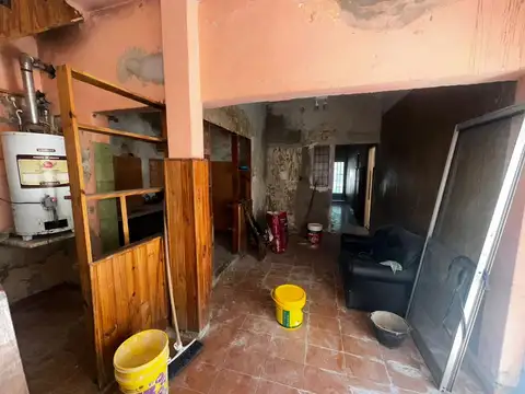 Casa 3 ambientes con 2 baños