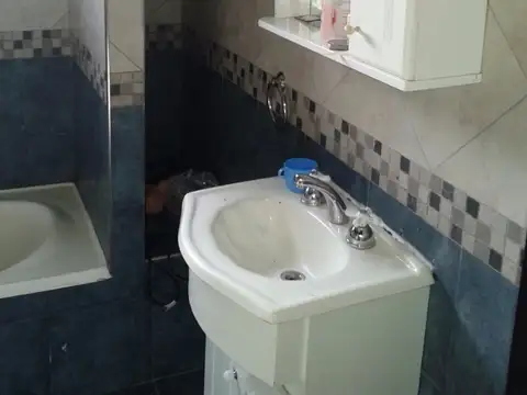 CASA BANFIELD, BARILARI 2100