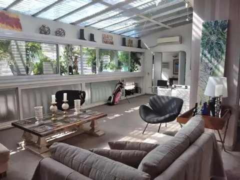 Penthouse duplex con piscina y terraza propia