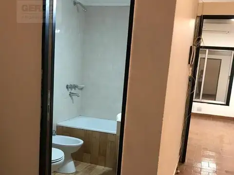 Departamento en Venta en Parque Chacabuco, USD 63.000