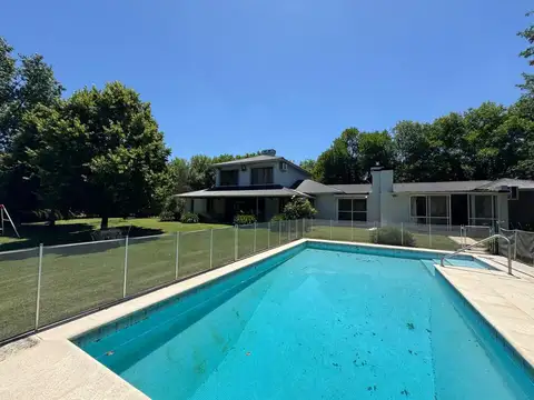 CASA EN VENTA EN LAS CHACRAS DE OPEN DOOR 5 AMBIENTES