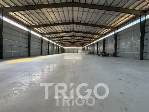 Nave Industrial en venta 3140 m2 dentro de predio cerrado en Moreno 7 min de Acceso Oeste