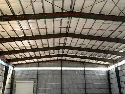 Nave Industrial en venta 3140 m2 dentro de predio cerrado en Moreno 7 min de Acceso Oeste