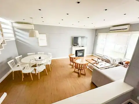 Casa en venta con parque y pileta Country Venado