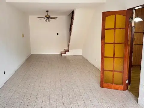Casa en Alquiler en Constitucion, $ 800.000