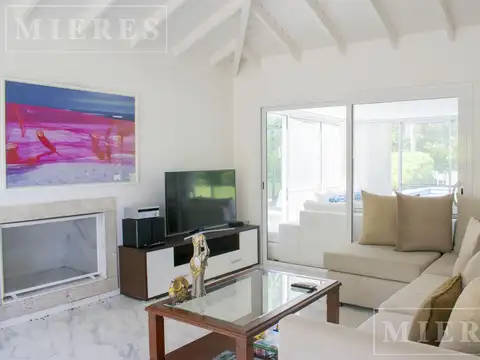 Casa en Venta en Haras Santa Maria, USD 370.000