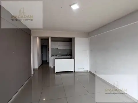 Departamento en Alquiler en Ramos Mejia, $ 450.000
