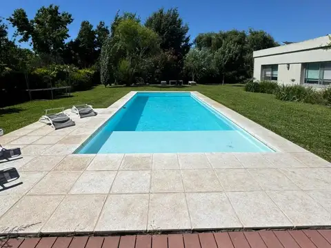 Casa en Los Alamos Club de Campo