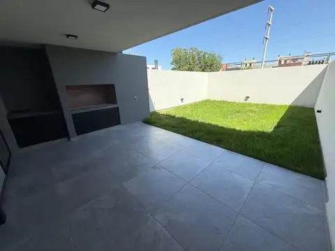 Casa en Venta al Este