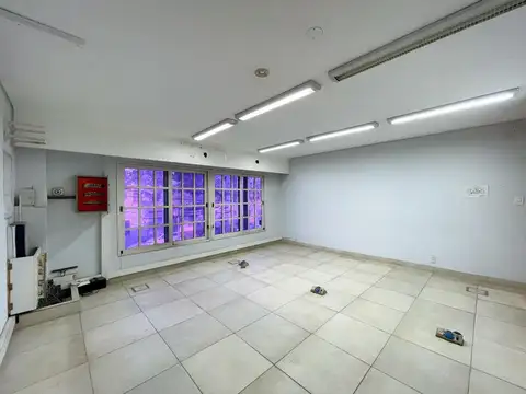 Local en Venta Via Pública