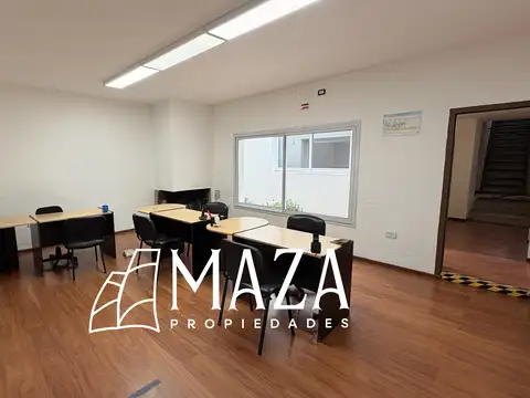 Local 321 m2