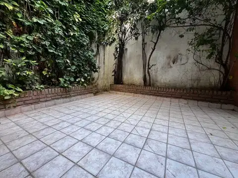 VENTA DEPARTAMENTO 2 AMBIENTES PATIO EN CABALLITO