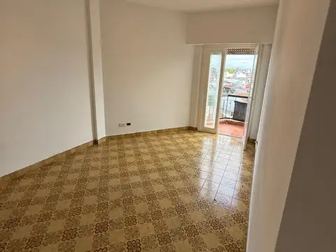 General Alvarado 900, Piso 4